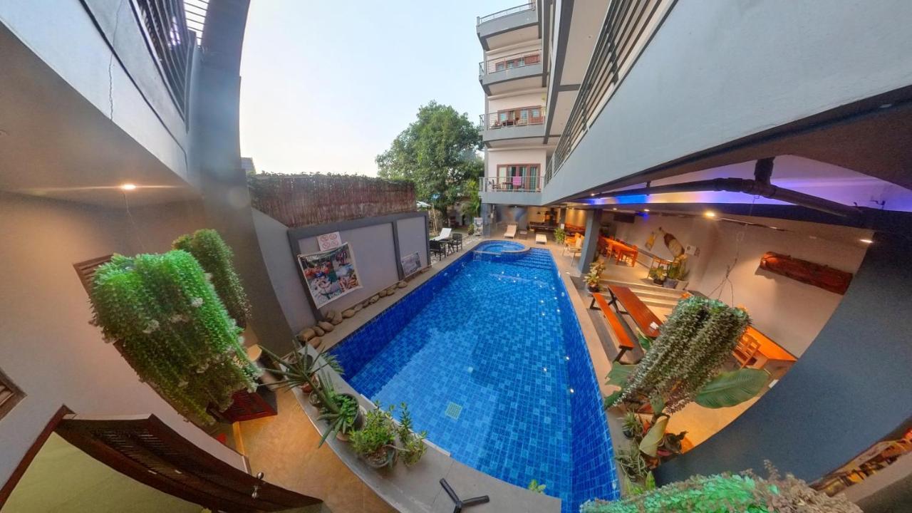 Faraway Suites Ванг-Виенг Экстерьер фото